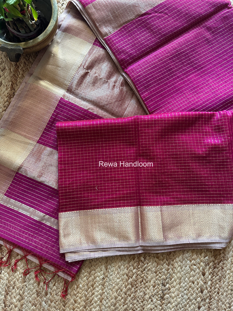 Maheshwari Magenta Zari Checks Saree ZCHX438
