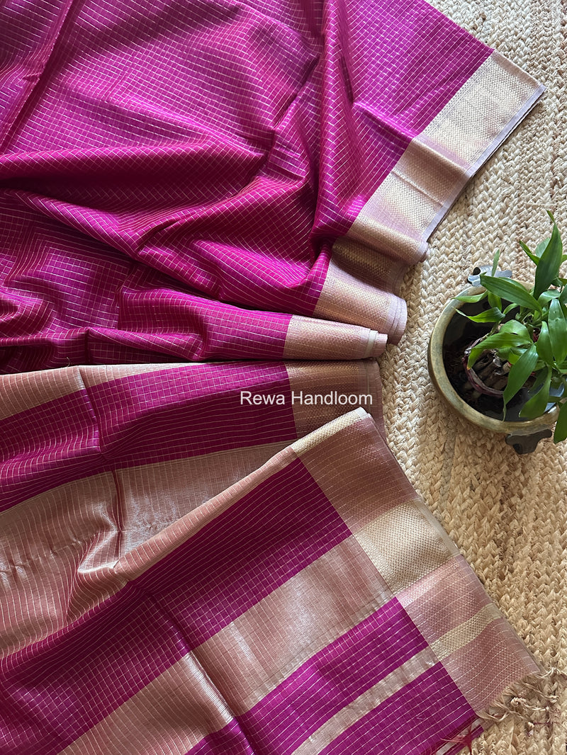 Maheshwari Magenta Zari Checks Saree ZCHX438
