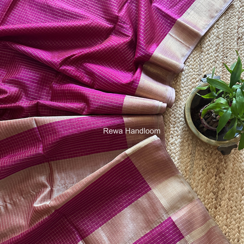 Maheshwari Magenta Zari Checks Saree ZCHX438