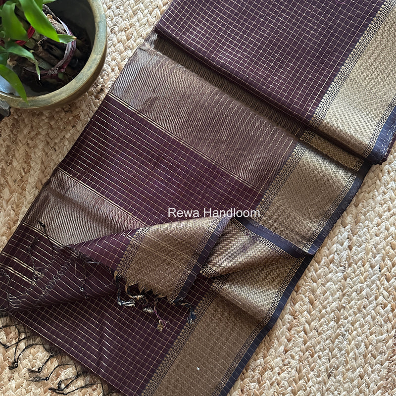 Maheshwari Zari Checks Saree