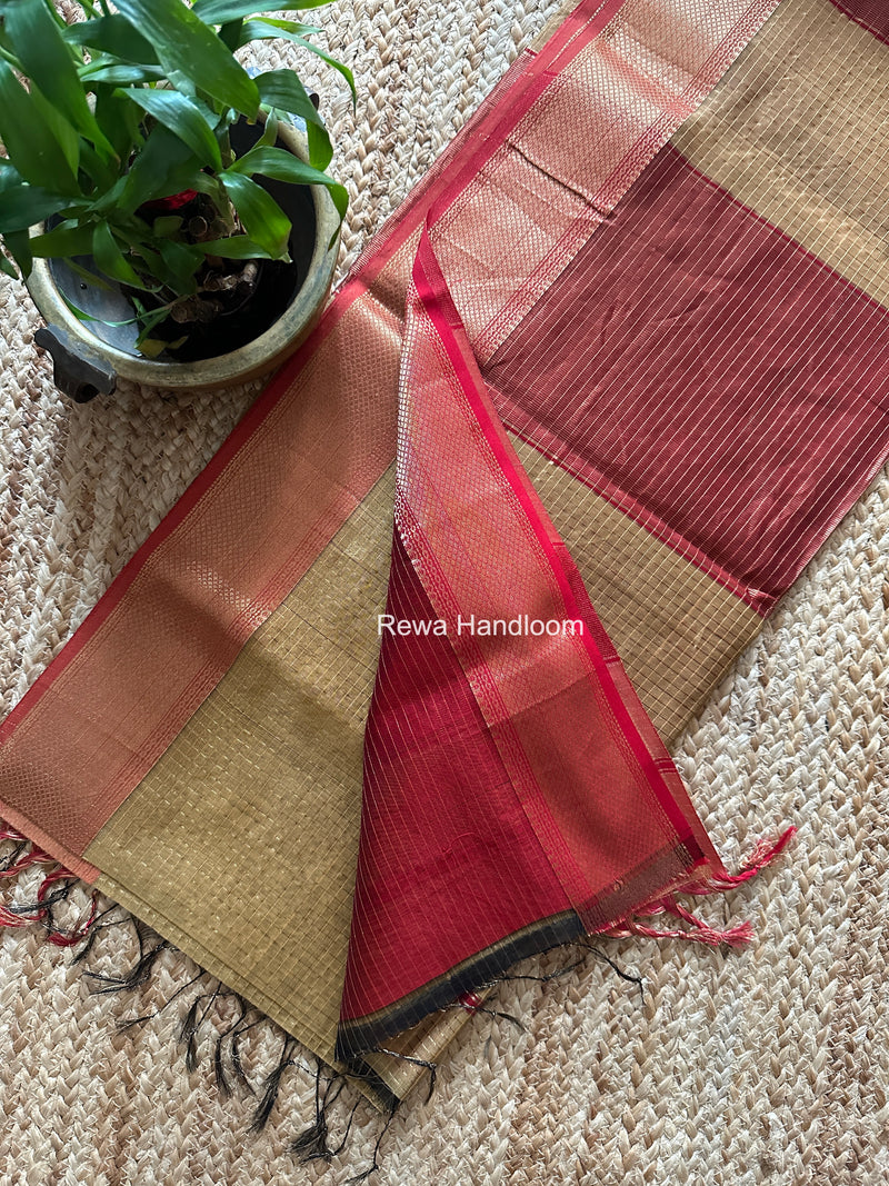 Maheshwari Light Golden Zari Checks Saree ZCHX459