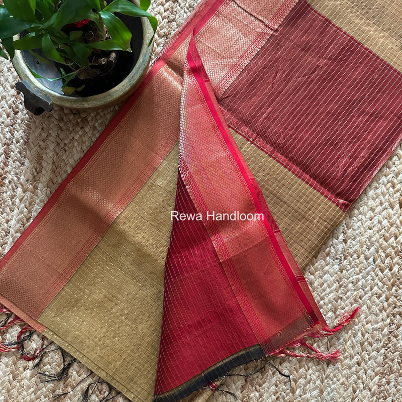Maheshwari Light Golden Zari Checks Saree ZCHX459