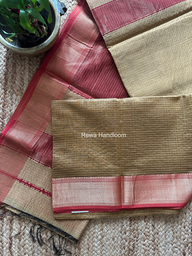 Maheshwari Light Golden Zari Checks Saree ZCHX459