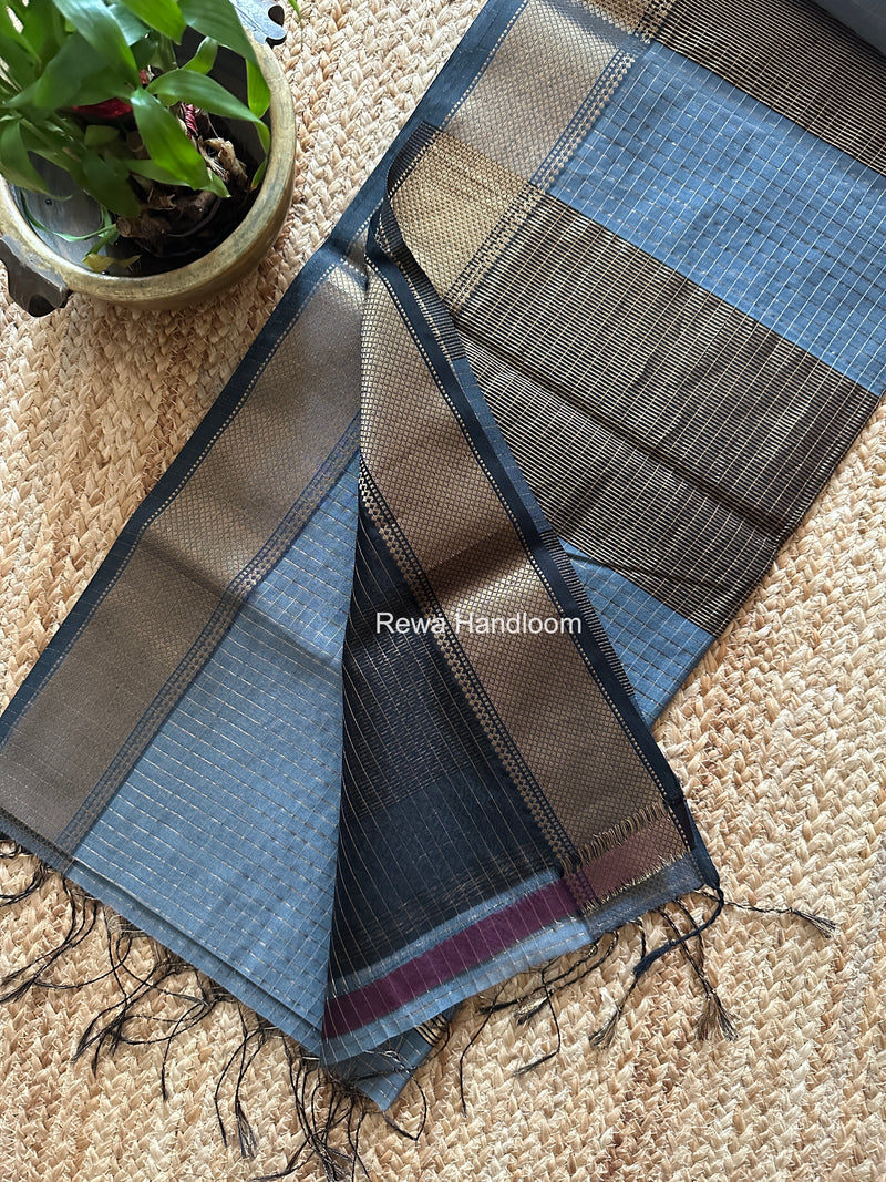Maheshwari Grey Zari Checks Saree ZCHX460