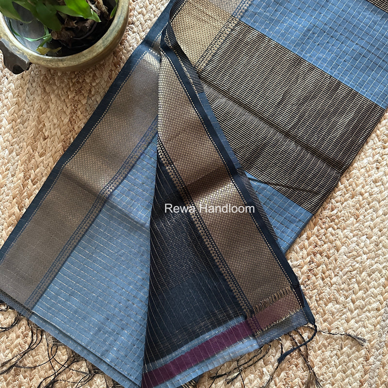 Maheshwari Grey Zari Checks Saree ZCHX460