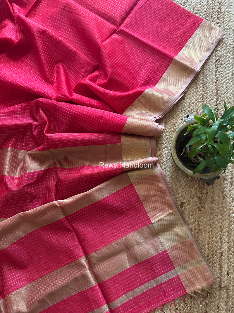Maheshwari Rani Pink Zari Checks Saree ZCHX443