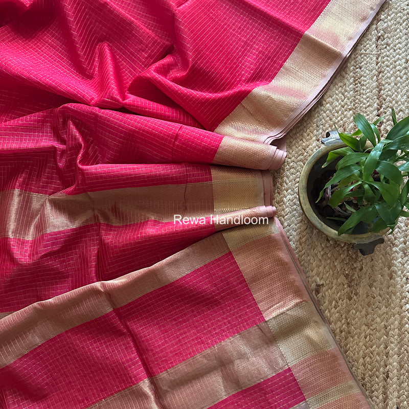 Maheshwari Rani Pink Zari Checks Saree ZCHX443