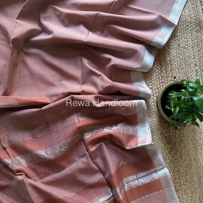 Maheshwari Self Checks Saree