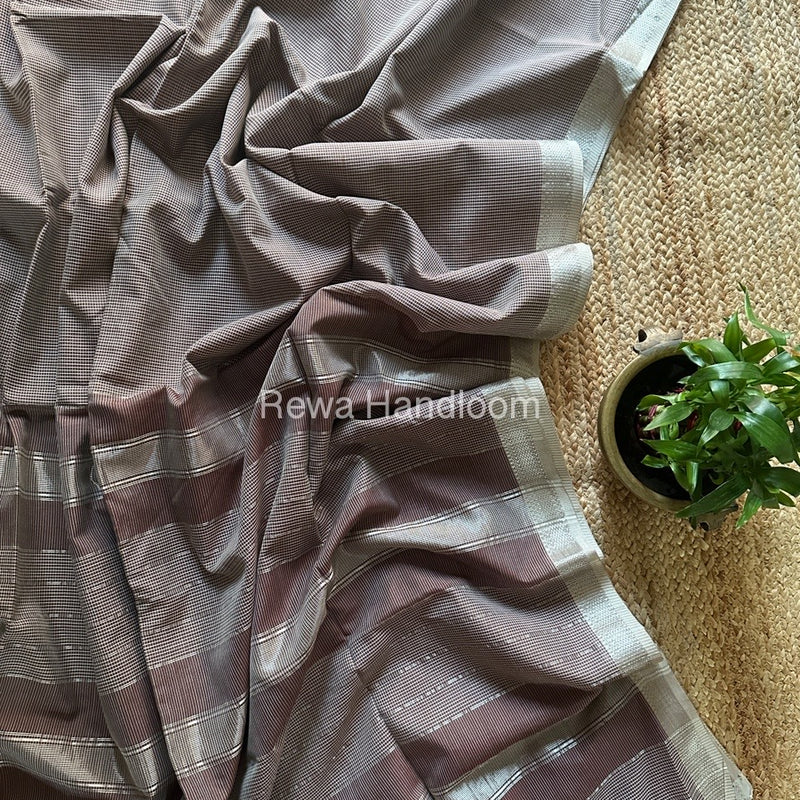 Maheshwari Self Checks Saree