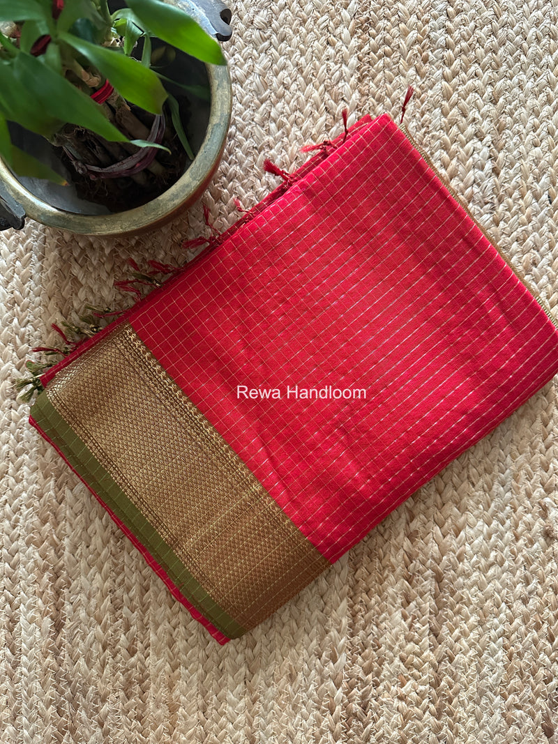 Maheshwari Red Zari Checks Saree ZCHX445