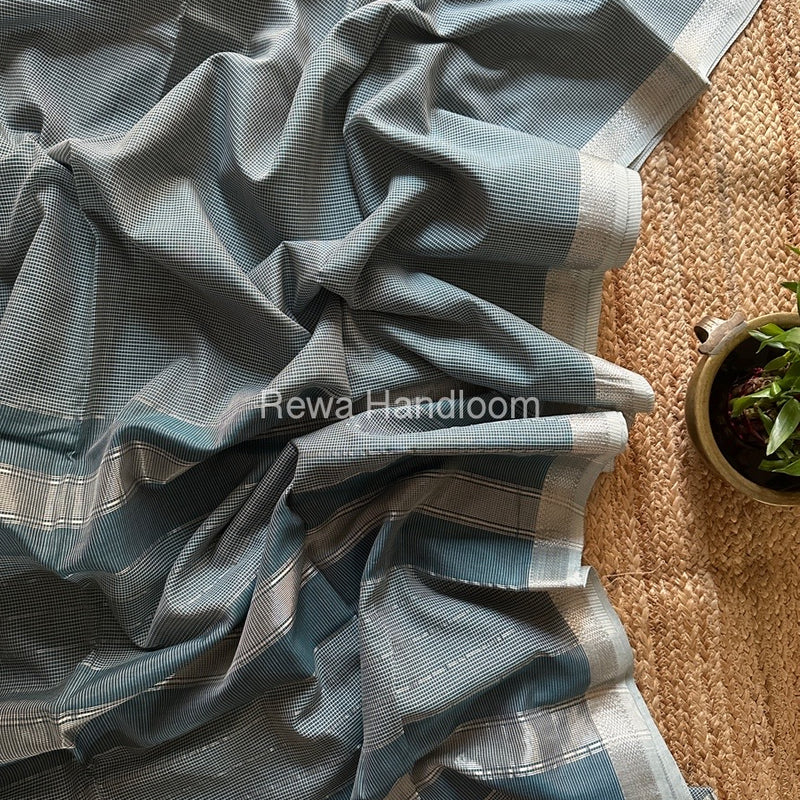 Maheshwari Self Checks Saree