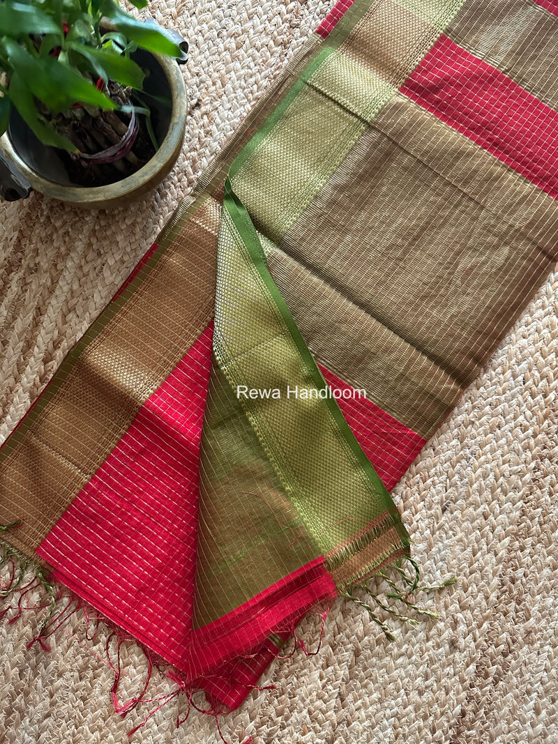 Maheshwari Red Zari Checks Saree ZCHX445