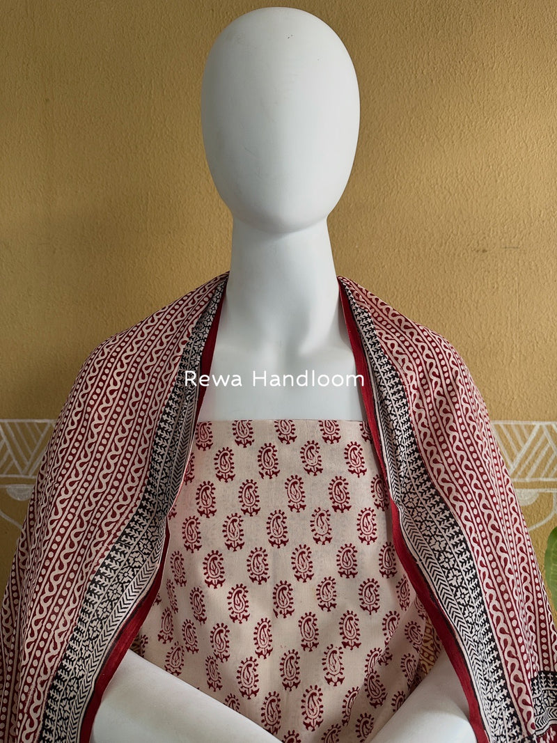 White-Red Bagh Print Cotton Suit BGCSJ099