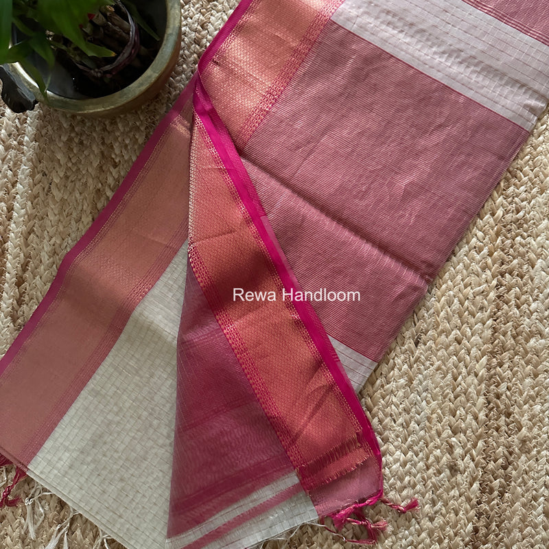 Maheshwari Beige Zari Checks Saree ZCHX448