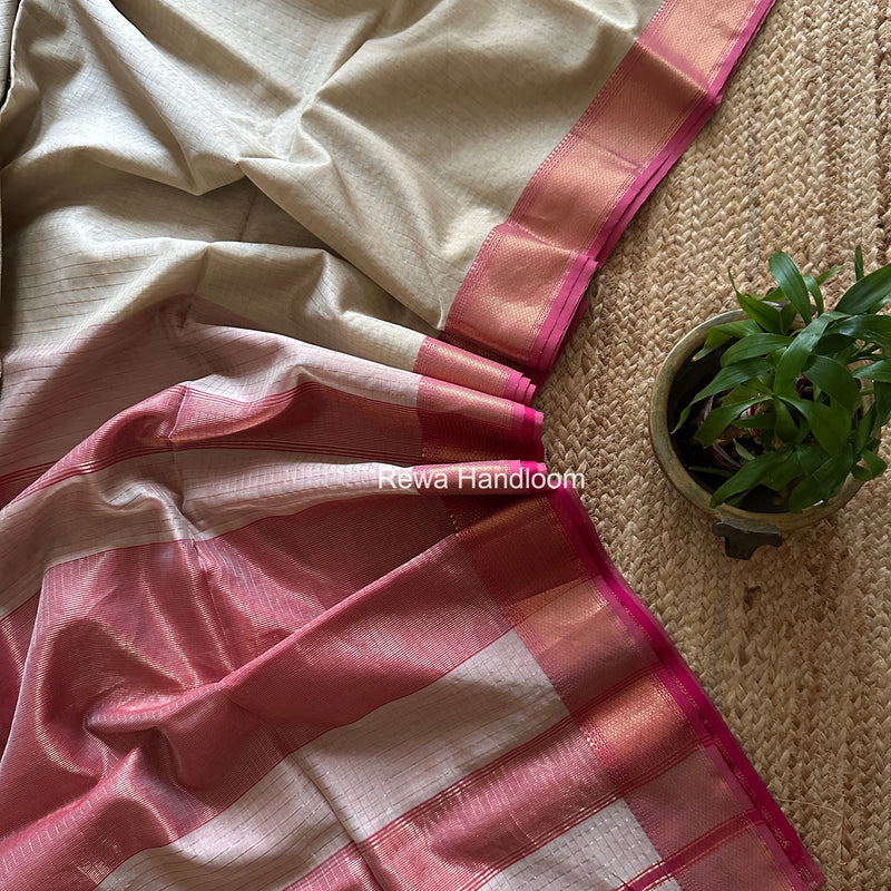 Maheshwari Beige Zari Checks Saree ZCHX448
