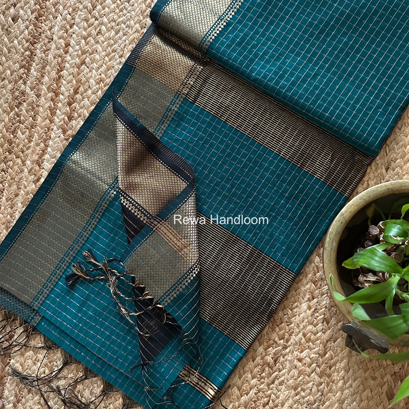 Maheshwari Zari Checks Saree