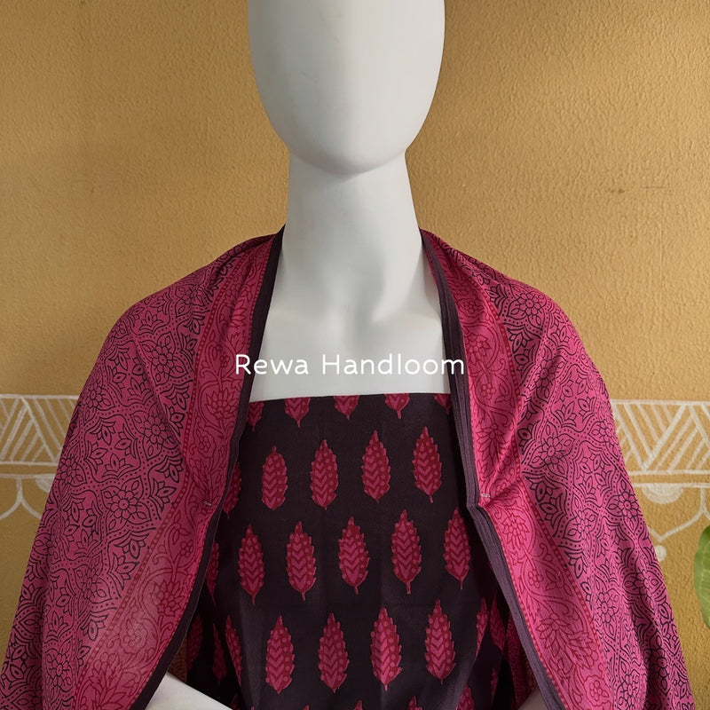 Black-Fuchsia Bagh Print Cotton Suit BGCSJ0114