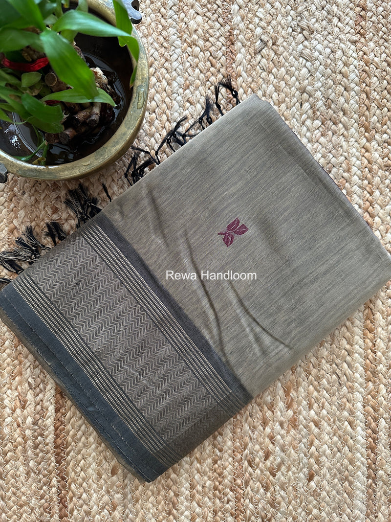 Maheshwari Beige Resham Thread Butti Saree RBS04