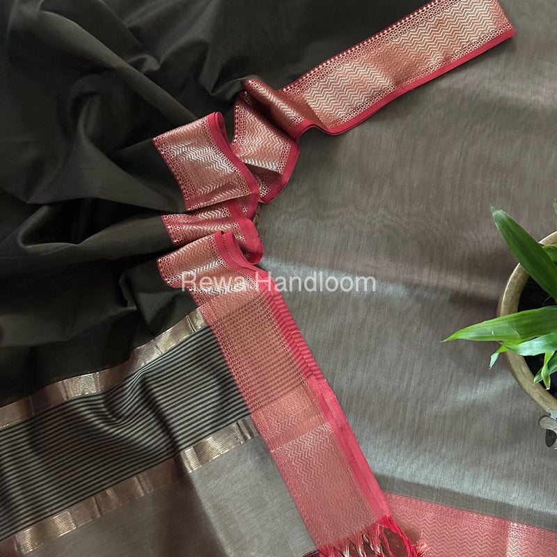 Maheshwari Beige-Dark Green Zari Border Dress Material BRD034