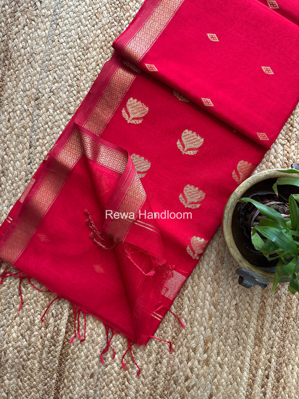 Maheshwari Lotus Butta Saree