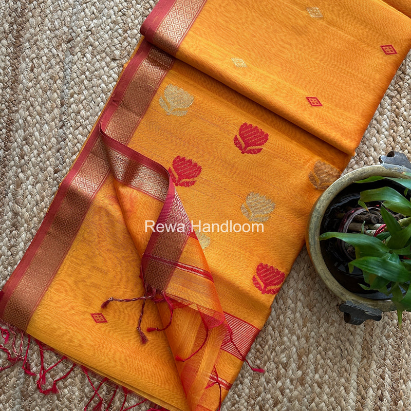 Maheshwari Lotus Butta Saree