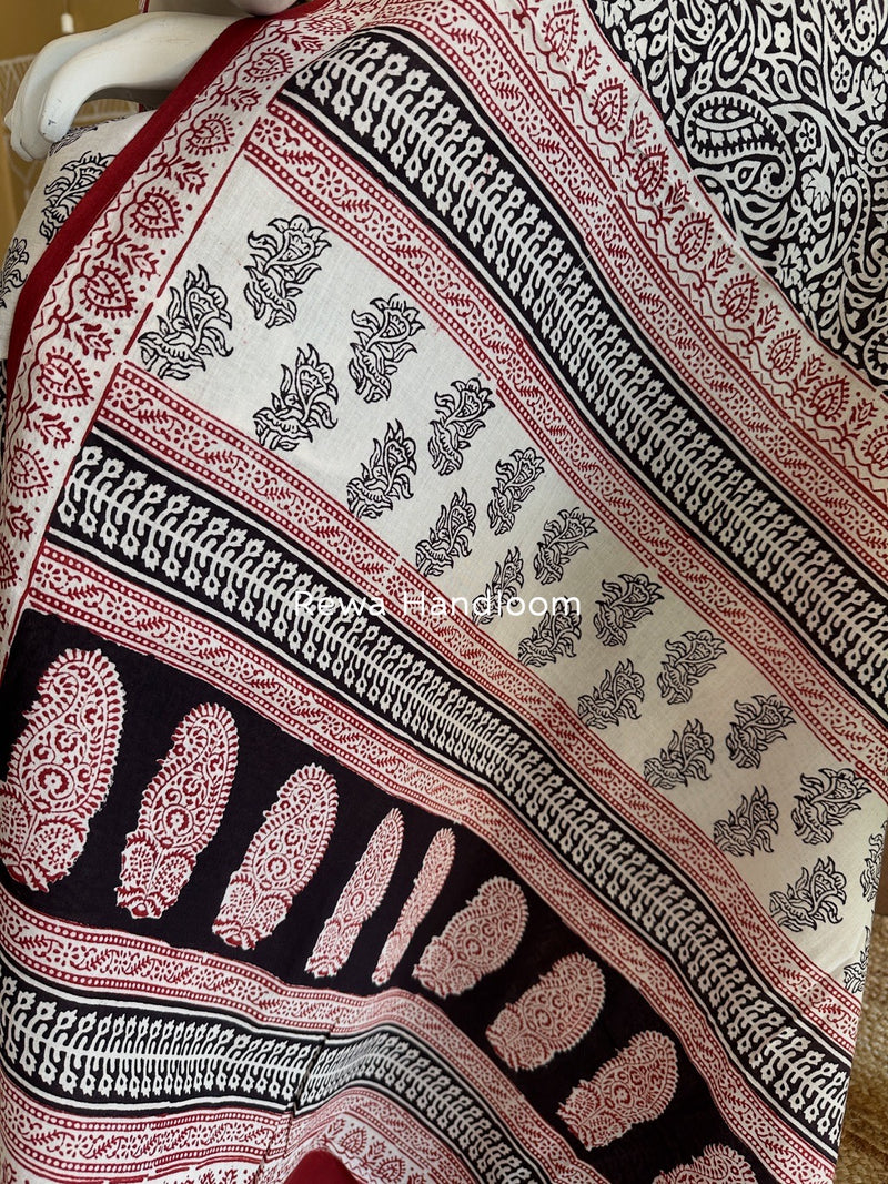 White-Black Bagh Print Cotton Suit BGCSJ0105