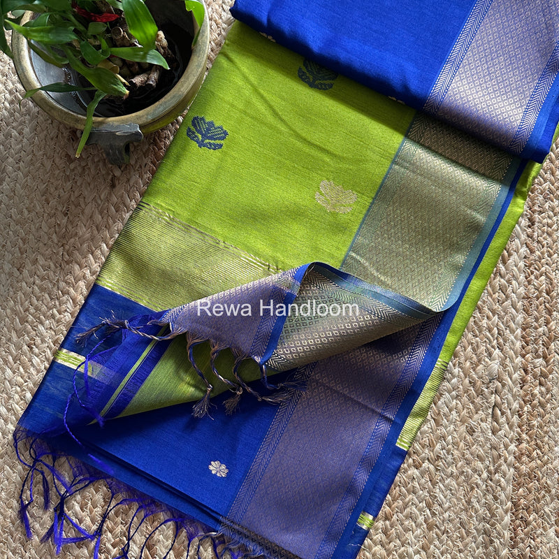 Maheshwari Lotus Butta Saree