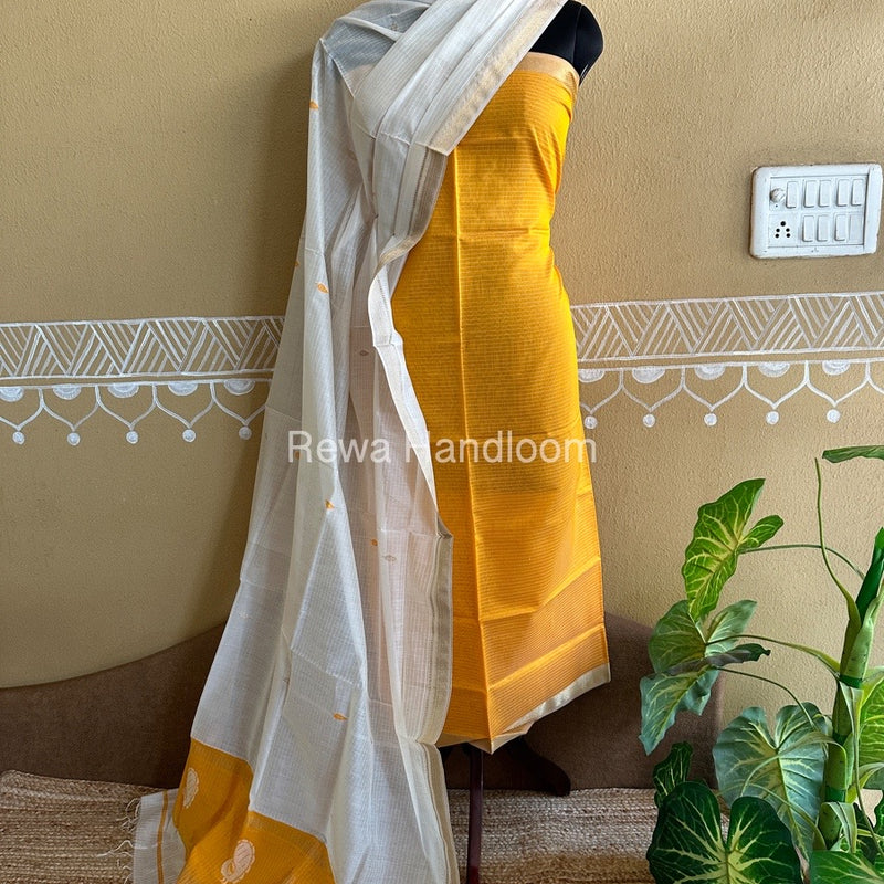 Maheshwari Peacock Buta-Buti Top-Dupatta Set