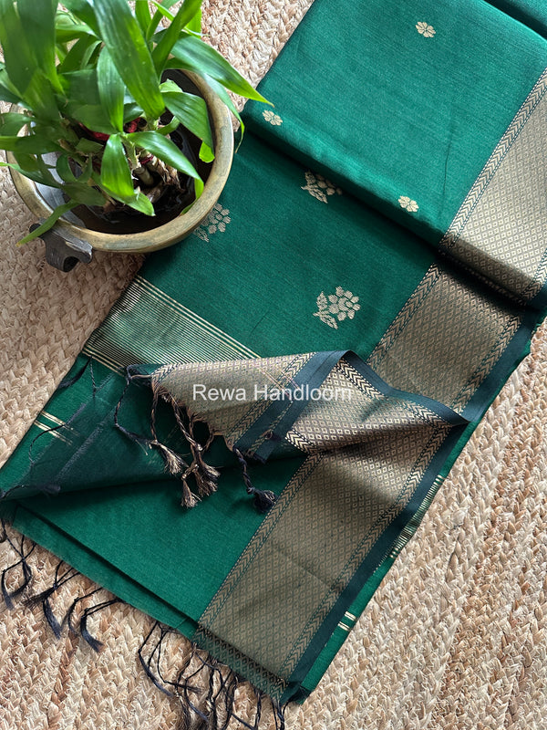 Maheshwari Lotus Butta Saree
