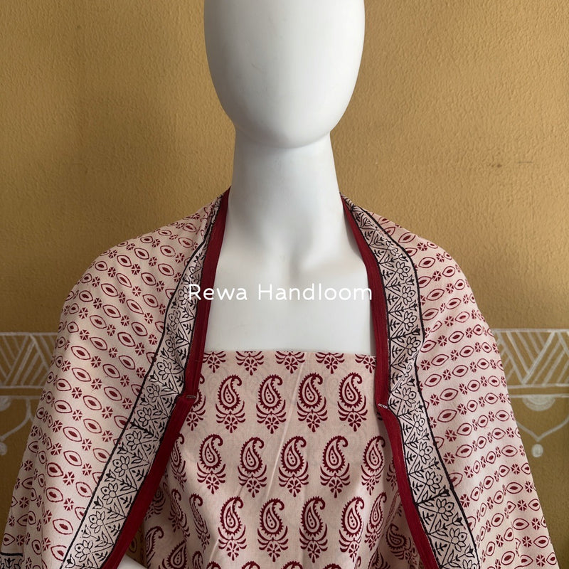 White-Red Bagh Print Cotton Suit BGCSJ0123