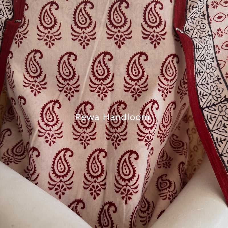 White-Red Bagh Print Cotton Suit BGCSJ0123