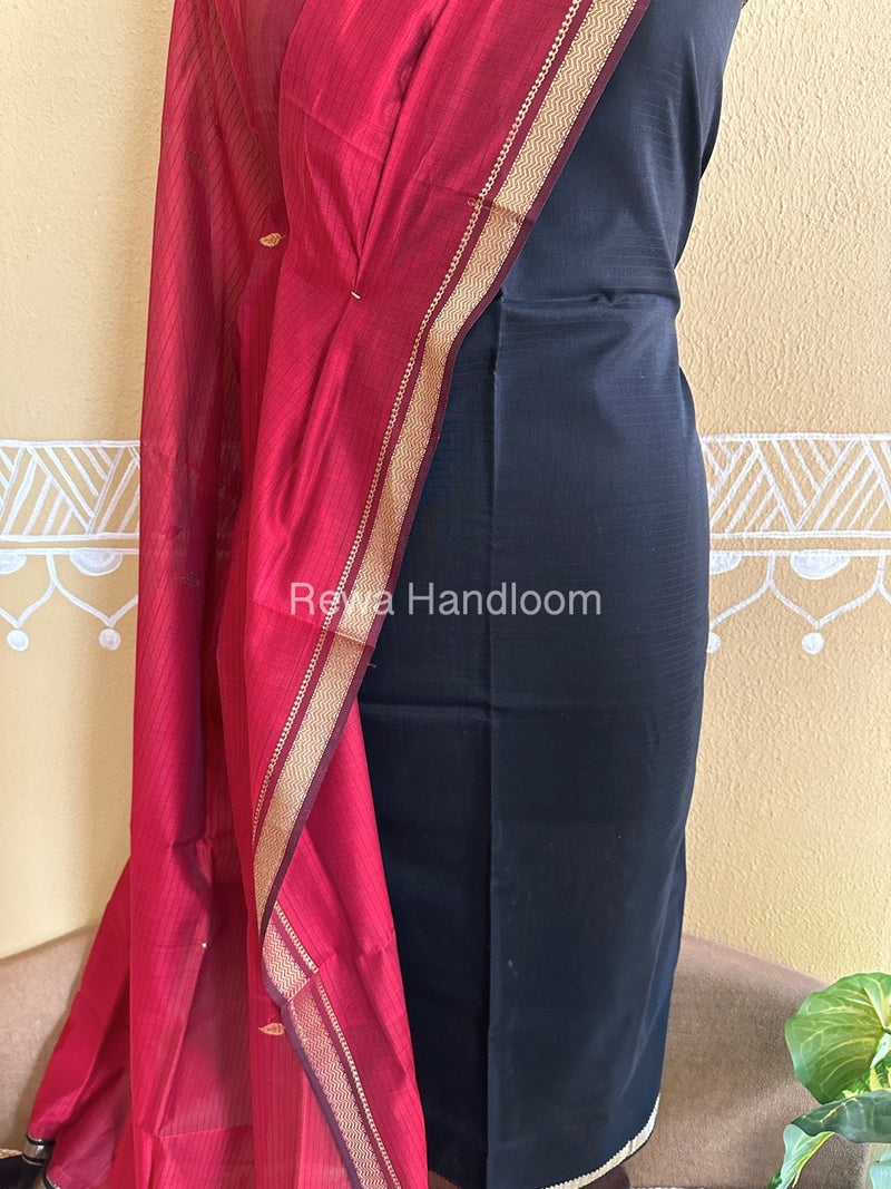Maheshwari Black-Red Peacock Buta-Buti Top-Dupatta Set BTP0220