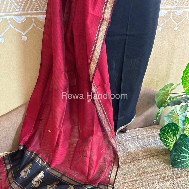 Maheshwari Black-Red Peacock Buta-Buti Top-Dupatta Set BTP0220