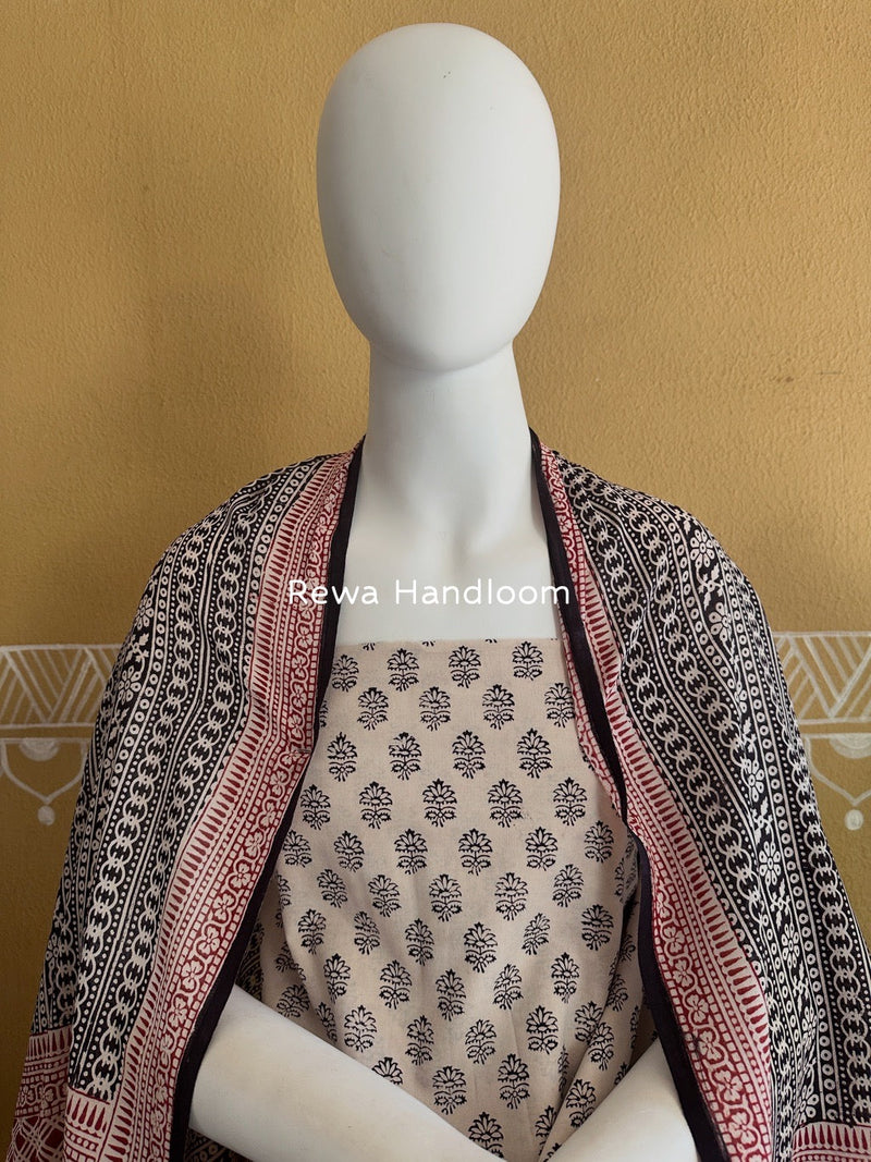 White-Black Bagh Print Cotton Suit BGCSJ0131
