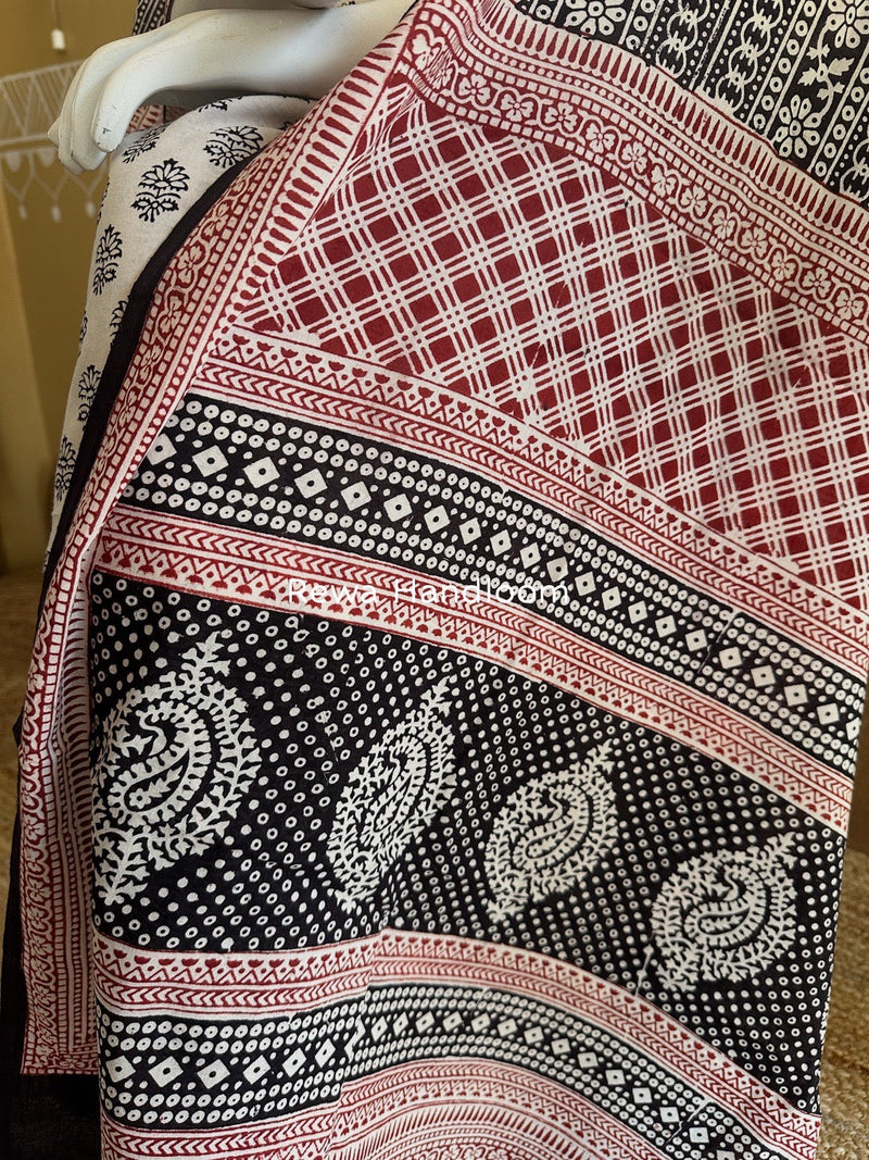 White-Black Bagh Print Cotton Suit BGCSJ0131