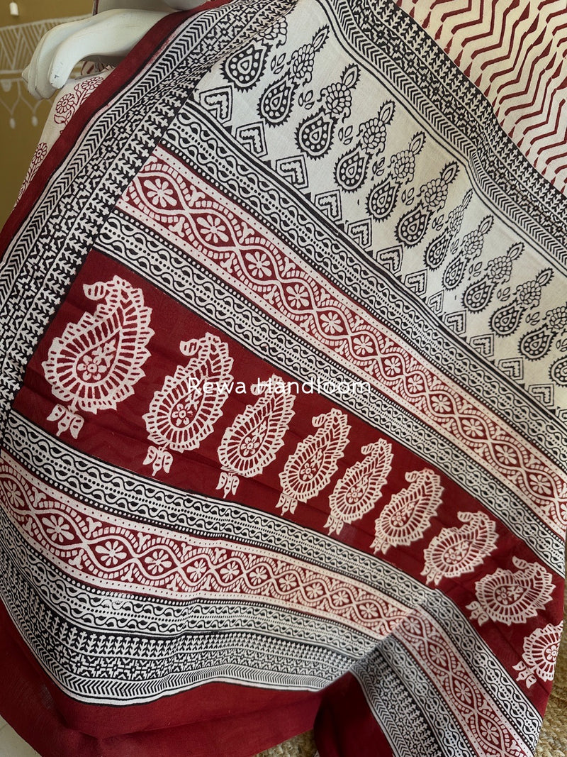 White-Red Bagh Print Cotton Suit BGCSJ0111