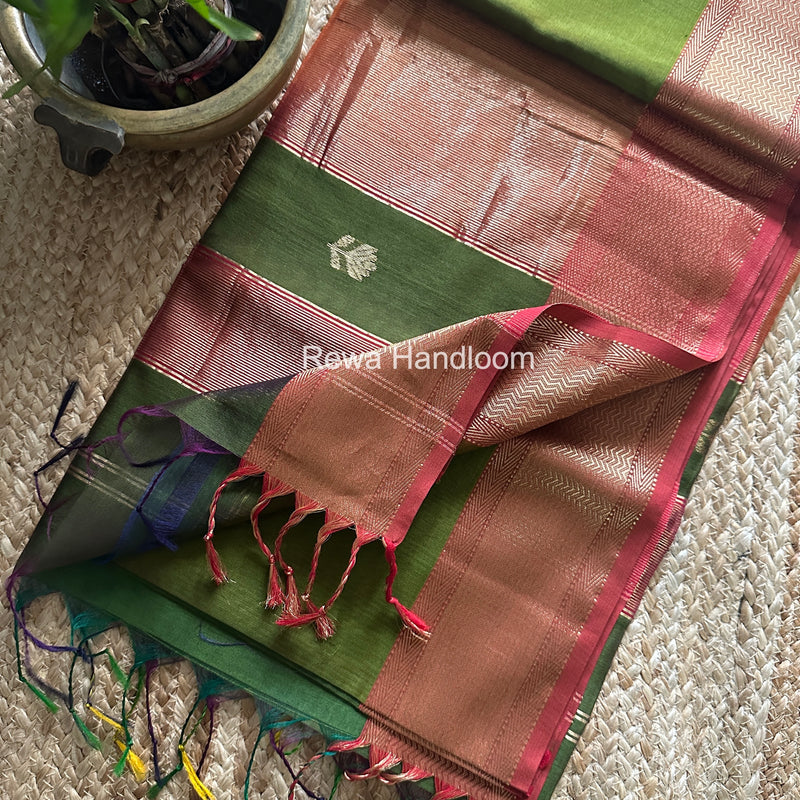 Maheshwari Lotus Shaded Butta Saree