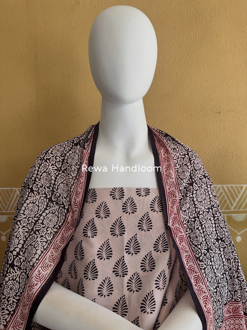 White-Black Bagh Print Cotton Suit BGCSJ0135