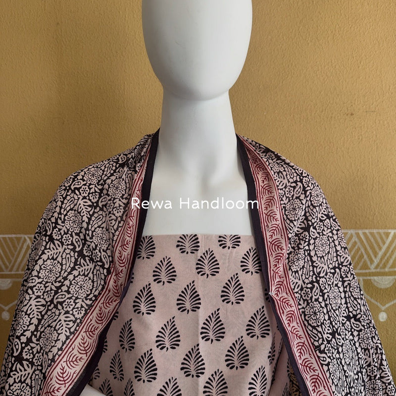 White-Black Bagh Print Cotton Suit BGCSJ0135