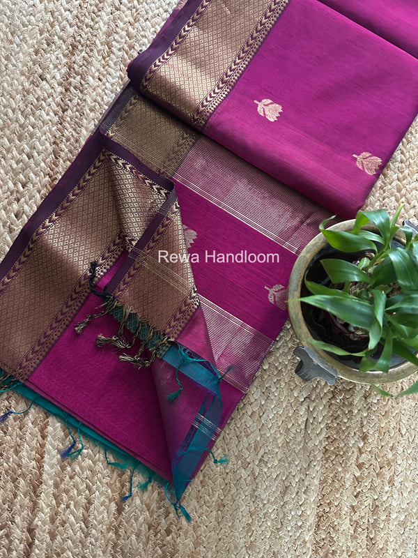 Maheshwari Lotus Shaded Butta Saree