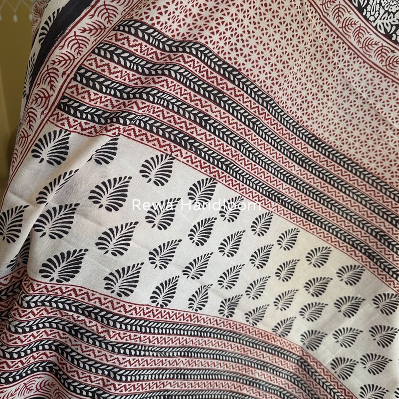White-Black Bagh Print Cotton Suit BGCSJ0135