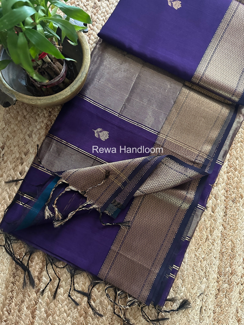 Maheshwari Lotus Butta Saree