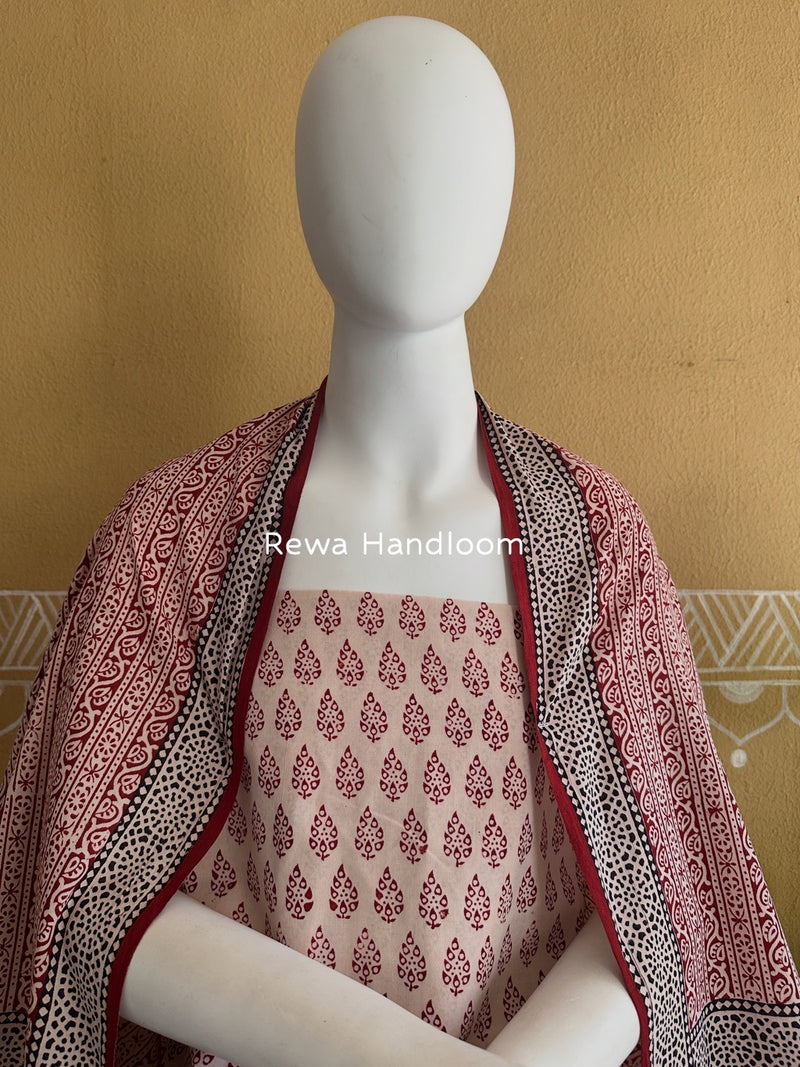 White-Red Bagh Print Cotton Suit BGCSJ0119