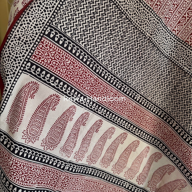 White-Red Bagh Print Cotton Suit BGCSJ0119