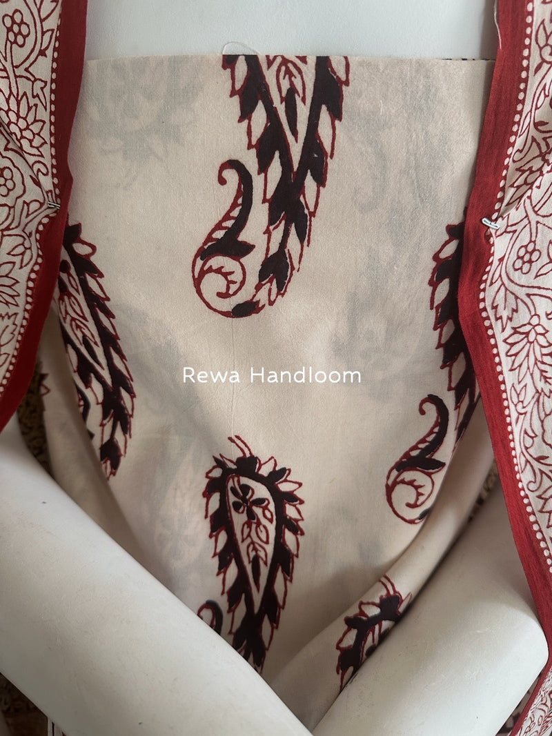 White-Black Bagh Print Cotton Suit BGCSJ095