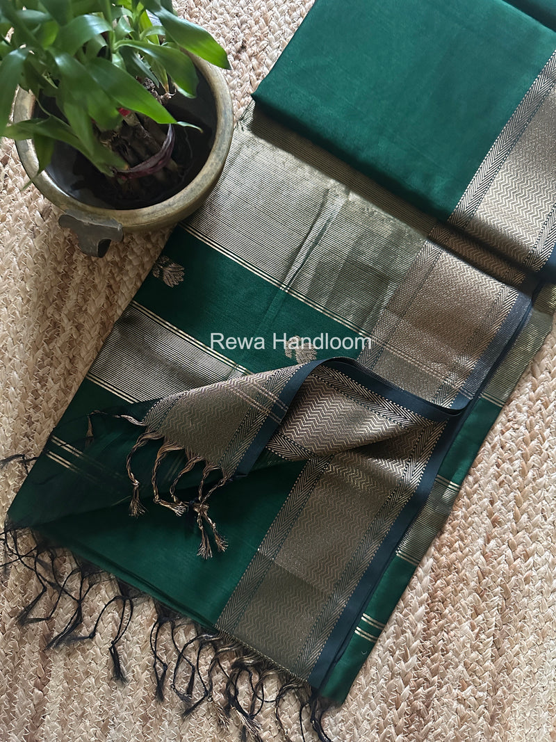 Maheshwari Lotus Butta Saree