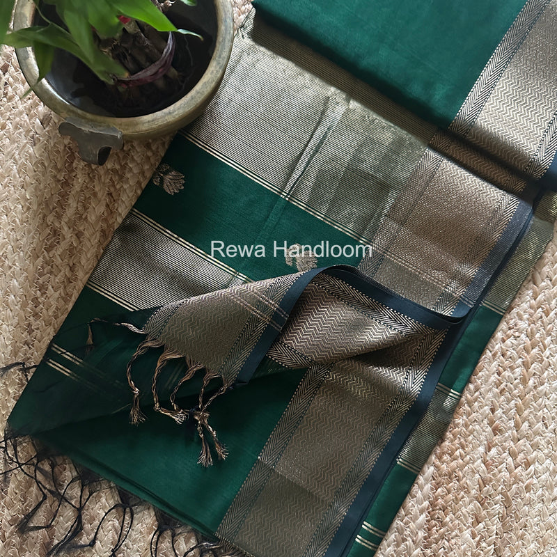 Maheshwari Lotus Butta Saree