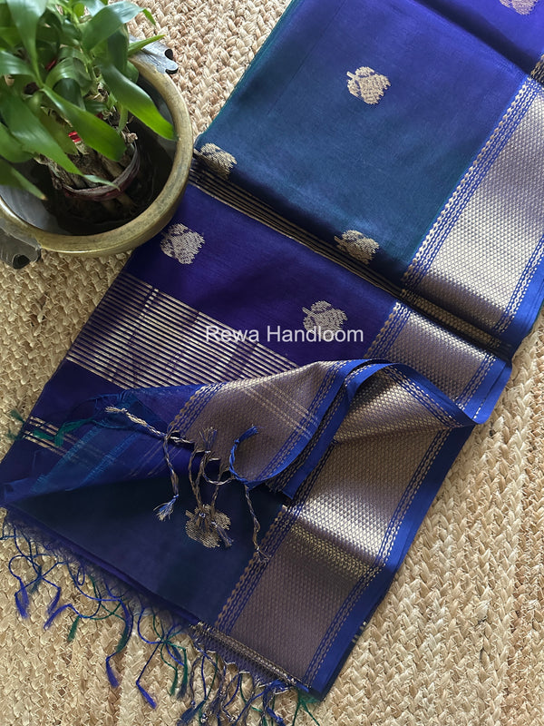 Maheshwari Lotus Shaded Butta Saree