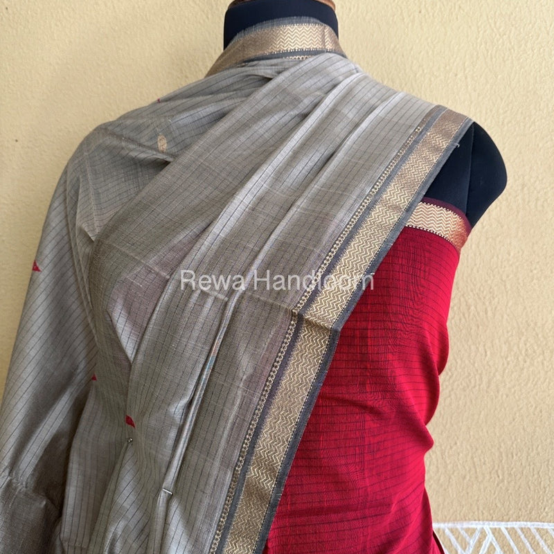 Maheshwari Red-Beige Peacock Buta-Buti Top-Dupatta Set BTP0264
