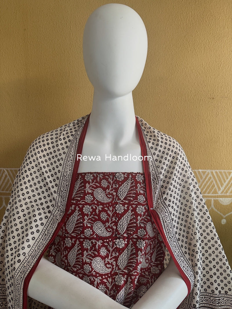 Red-White Bagh Print Cotton Suit BGCSJ089
